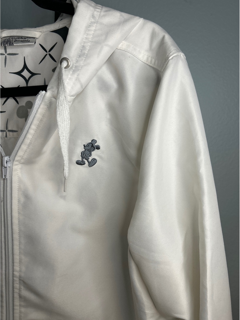 Vintage Walt Disney World and Disneyland White Zip-Up Hoodie Jacket